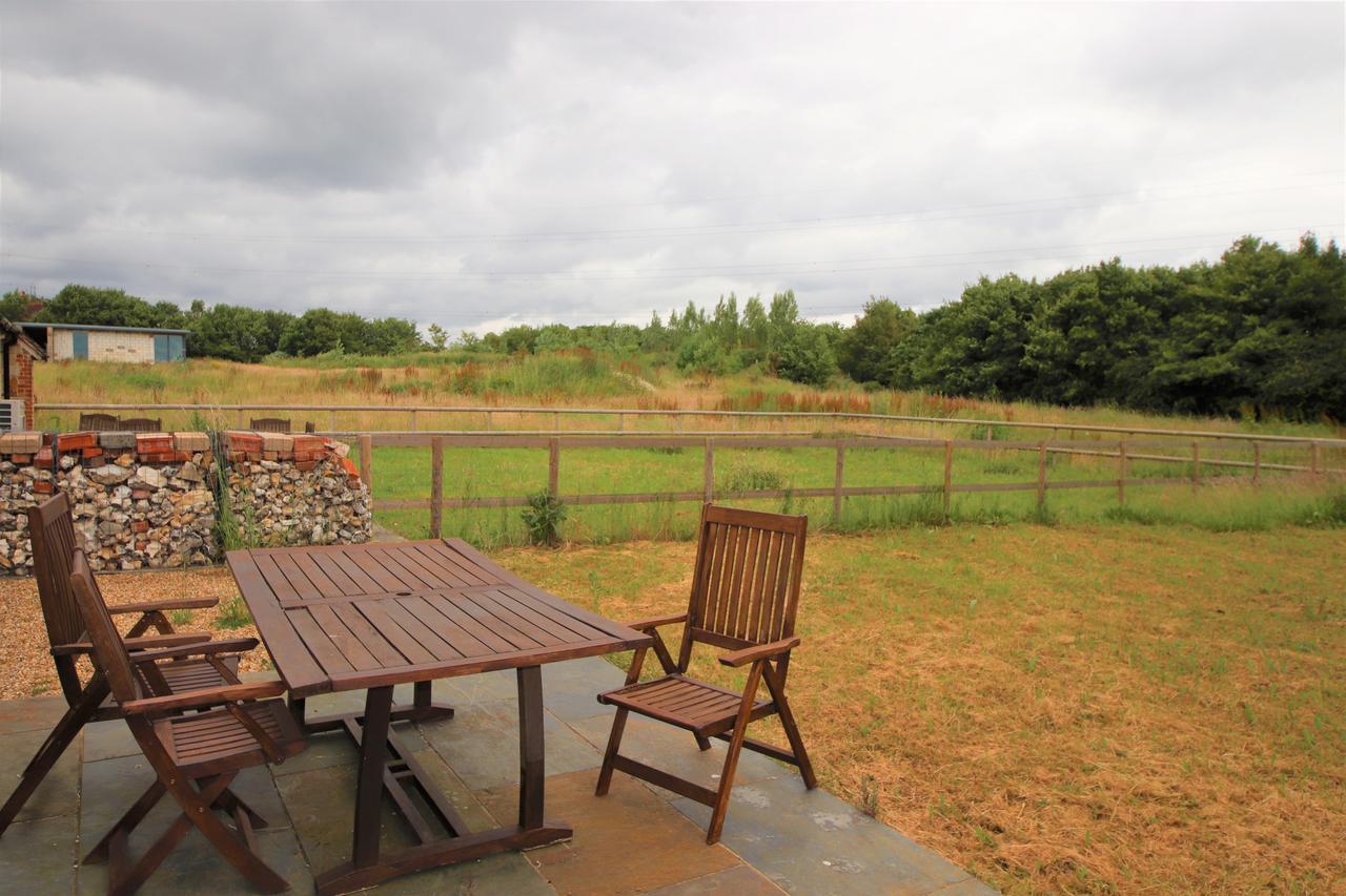 South Cottage - Rural Gem In The Heart Of The Sussex Countryside Twineham ภายนอก รูปภาพ